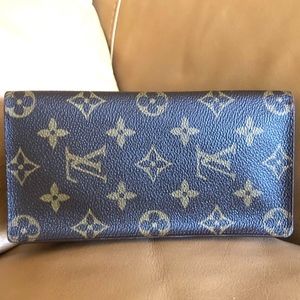 LOUIS VUITTON Monogram Brazza Wallet